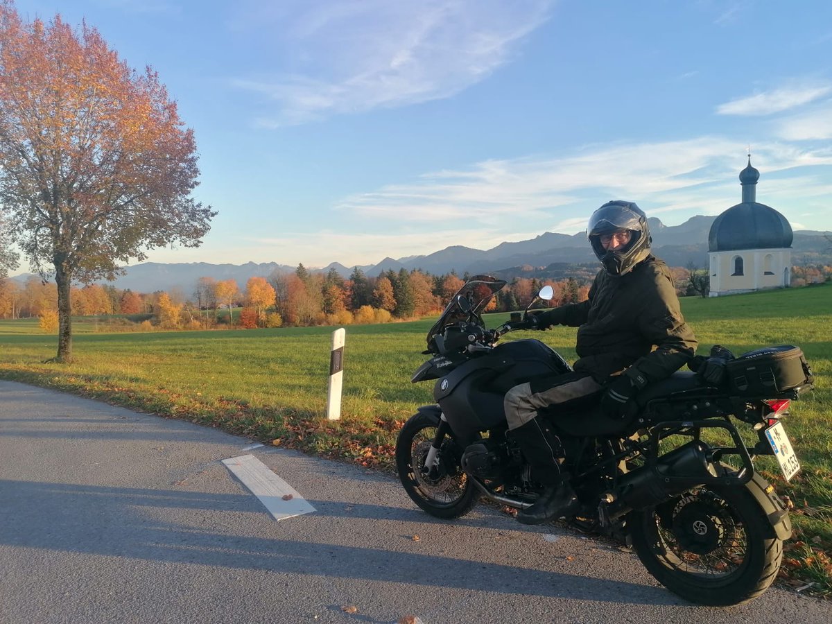 Still nice weather in Bavaria 🌞 #motorcycle ride with my wife to Irschenberg this afternoon 🙂🏍️👍 #MakeLifeARide
