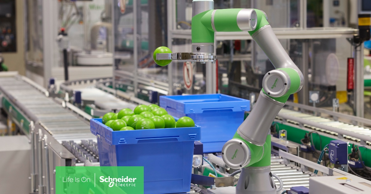 SchneiderElecDE's tweet image. Lernen Sie unsere Cobot Familie kennen: Erfahren Sie alles über unsere Roboterlösungen, die Ihre Produktionsprozesse auf ein ganz neues Level heben. Infos im Katalog 👉 spr.ly/60147MPP2 Schneider Electric #Robotik #Industrie40 #ProcessAutomation