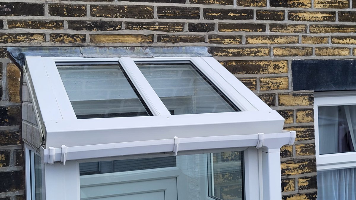 Alpine_Glass's tweet image. Wow ... how different does this look???

Brucie bonus we've stopped the water ingress 

⭐️⭐️⭐️⭐️⭐️ 

💚💚💚

#glass #glazing #doubleglazing #van #workvan #vanlife #windows #doors #solidor #ultion #Bradford #WestYorkshire  #Home #homeimprovement #fensa #alpine #dayinmylife