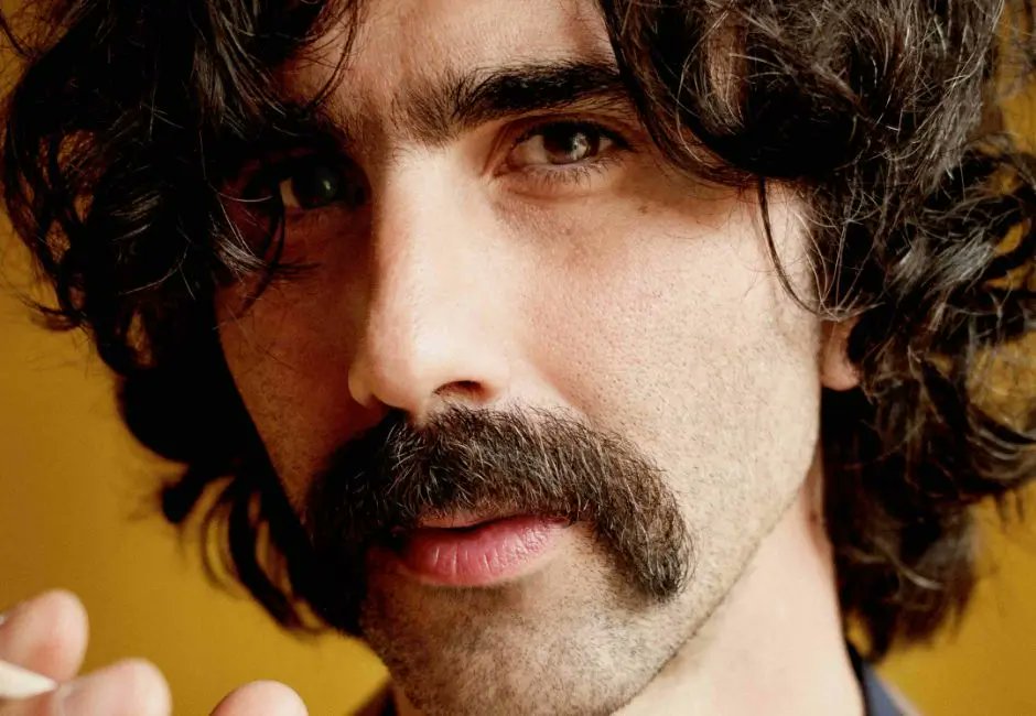 La recensione del nuovo album di #andrealaszlodesimone a cura di <a href="/IrisControluce/">Iris Controluce</a> su
riservaindie.blogspot.com/2025/11/andrea…