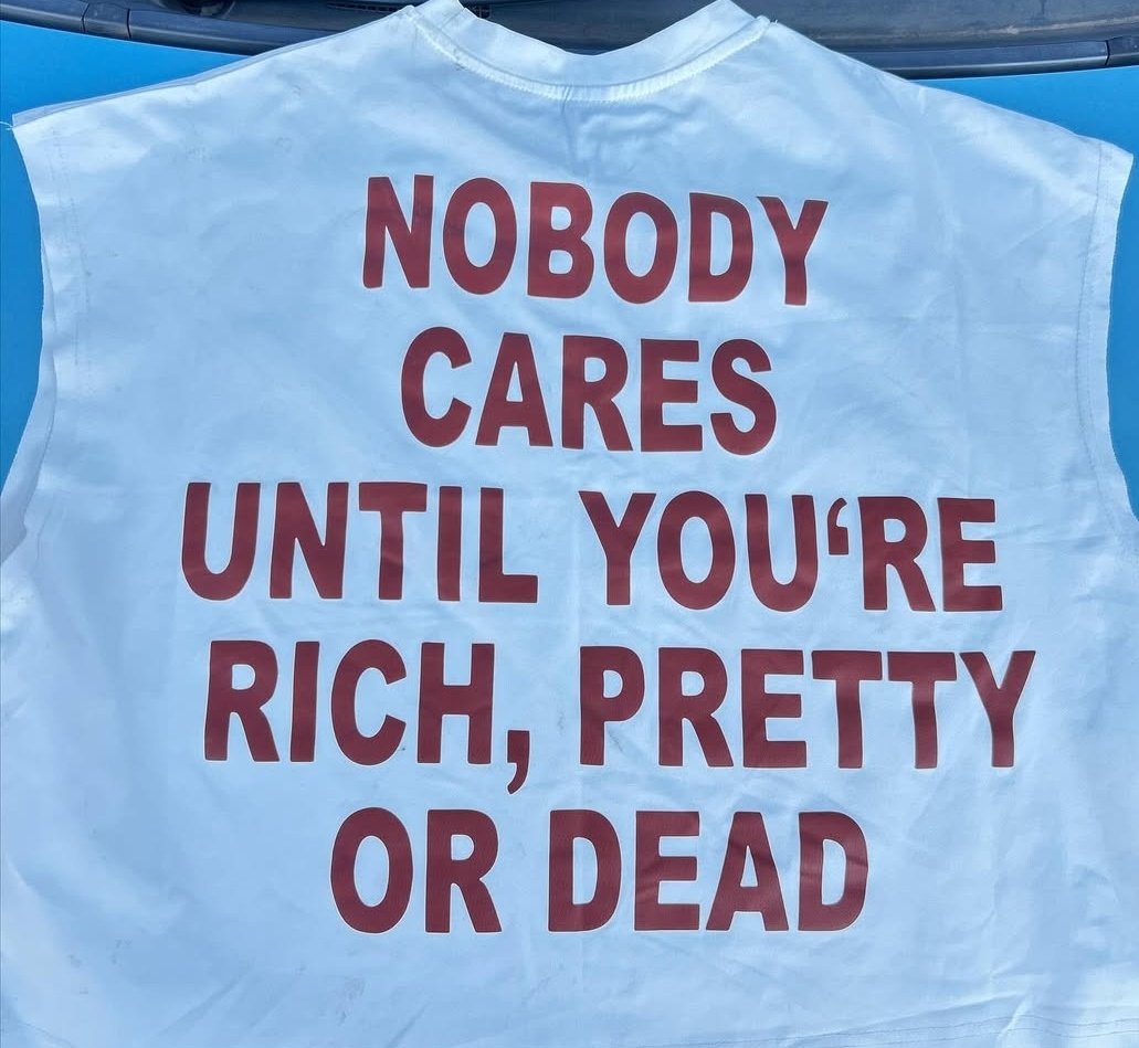 Dearme2_'s tweet image. Nobodyyyyyyyy.