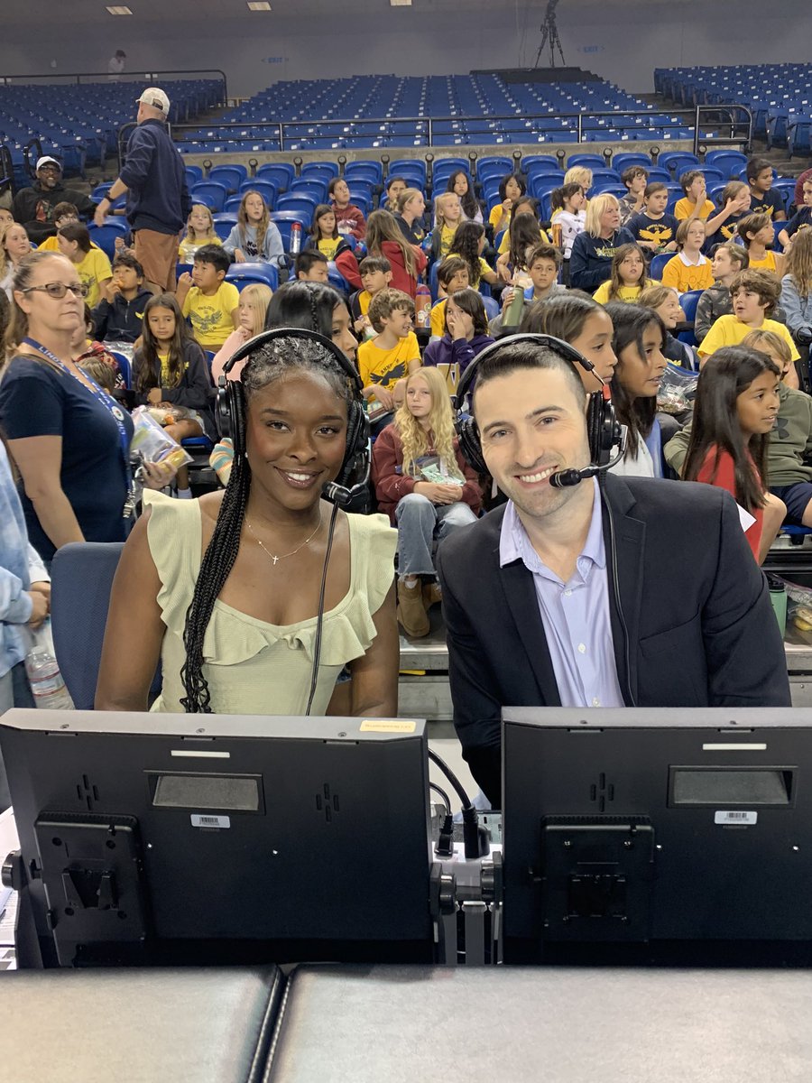 Ready to rock with <a href="/_cgilly/">Carolyn Gill</a> Year 2! College Basketball is back!