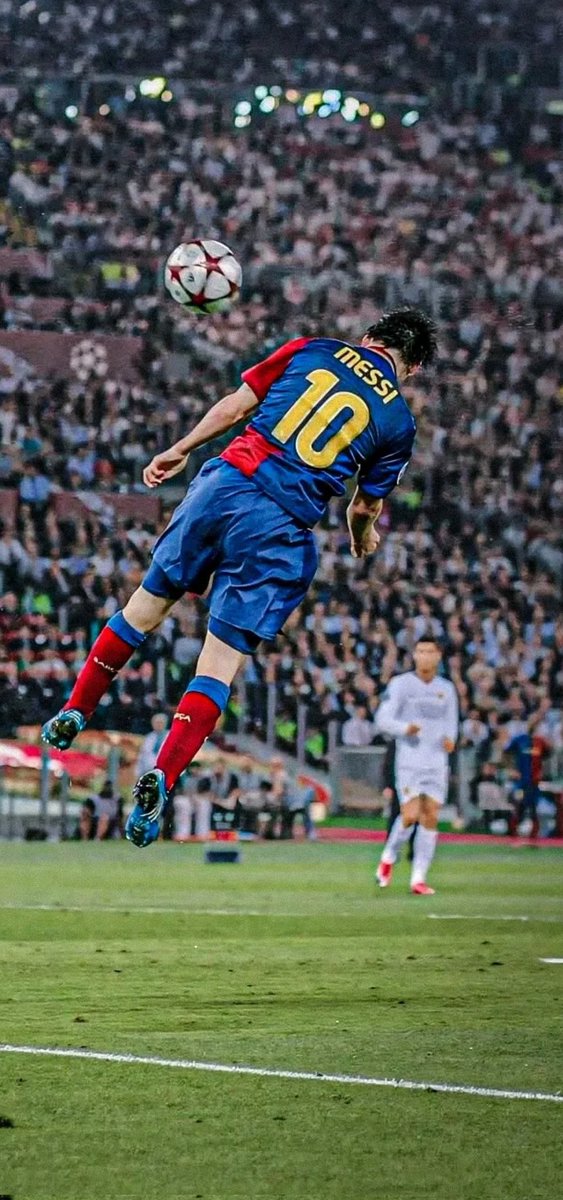 MaxiRomualdo's tweet photo. @Cr7stianismo_ Jajaja... Messi en "el partido difícil en Europa" https://t.co/Ie4UyDAtNi