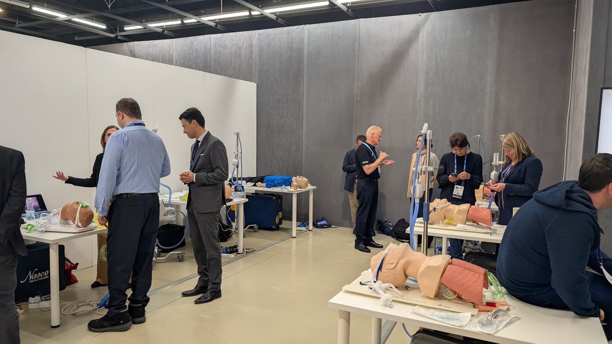 WAMM2025's tweet photo. A great start to #WAMM2025 here in Florence. Our workshop attendees got an in-depth, hands-on experience today at our 7 workstations. We look forward to welcoming everyone else tomorrow for our opening session, with registration opening at 7:30 am. https://t.co/gYO1V0S8ir