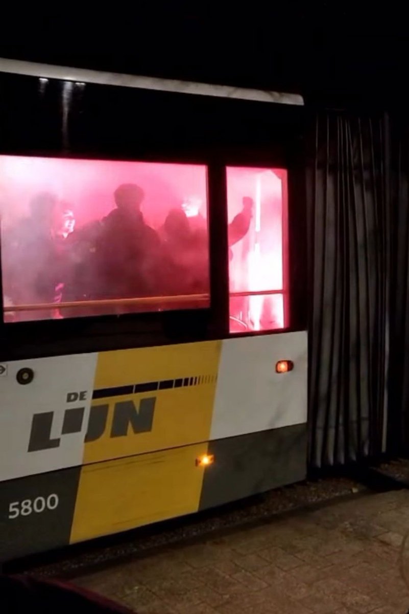 Vinegar1899's tweet image. El mensaje del Botijo de &quot;hay que comportarse&quot; ha calado hondo ...
#APIO