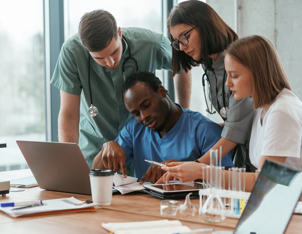 PHCDocs's tweet image. 🌟 Get ready for the next #MedStudentsServe grant cycle, launching Nov 12! Bring your lifechanging ideas to underserved communities across CA &amp;amp; gain hands-on experience as a future physician leader! Your compassion drives healthier, more equitable futures. phcdocs.org/medstudentsser…