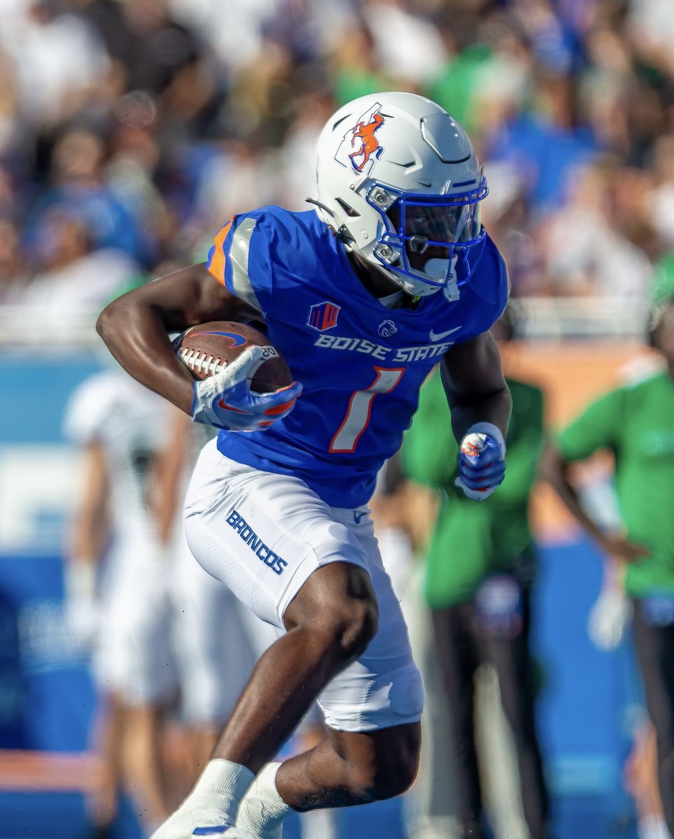CollegeFBPortal's tweet photo. BREAKING: Boise State RB Jambres Dubar plans to enter the transfer portal 🚨 https://t.co/Jkijs1Lo9K