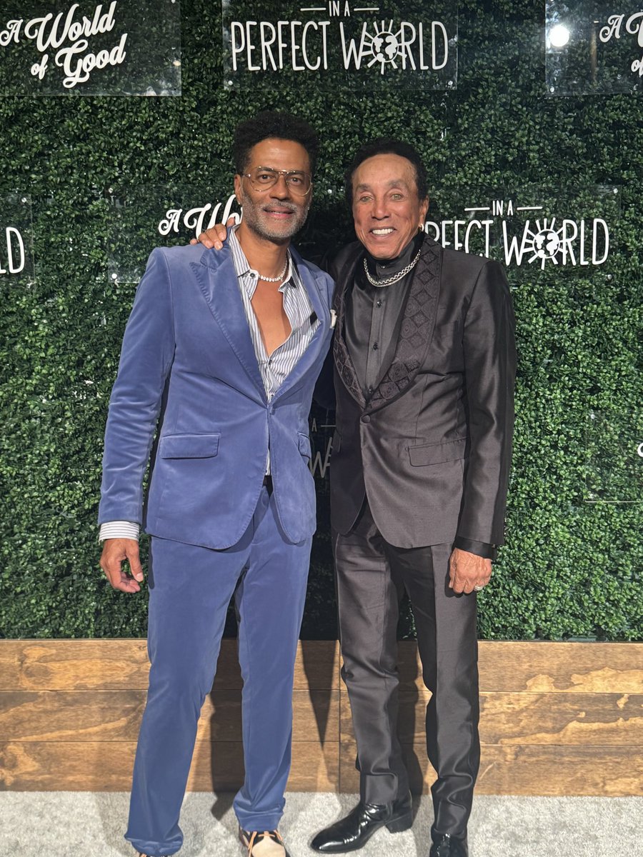 smokeyrobinson's tweet photo. Honored to join the @InAPerfectWorld Foundation’s 20th Anniversary Gala, founded by Manuela Testolini &amp; supported by @EricBenet — celebrating the legacy of Samuel L. Jackson &amp; LaTanya Richardson Jackson. ✨
#InAPerfectWorld #SmokeyRobinson #Philanthropy #20YearsOfImpact https://t.co/wgWhghW5L8