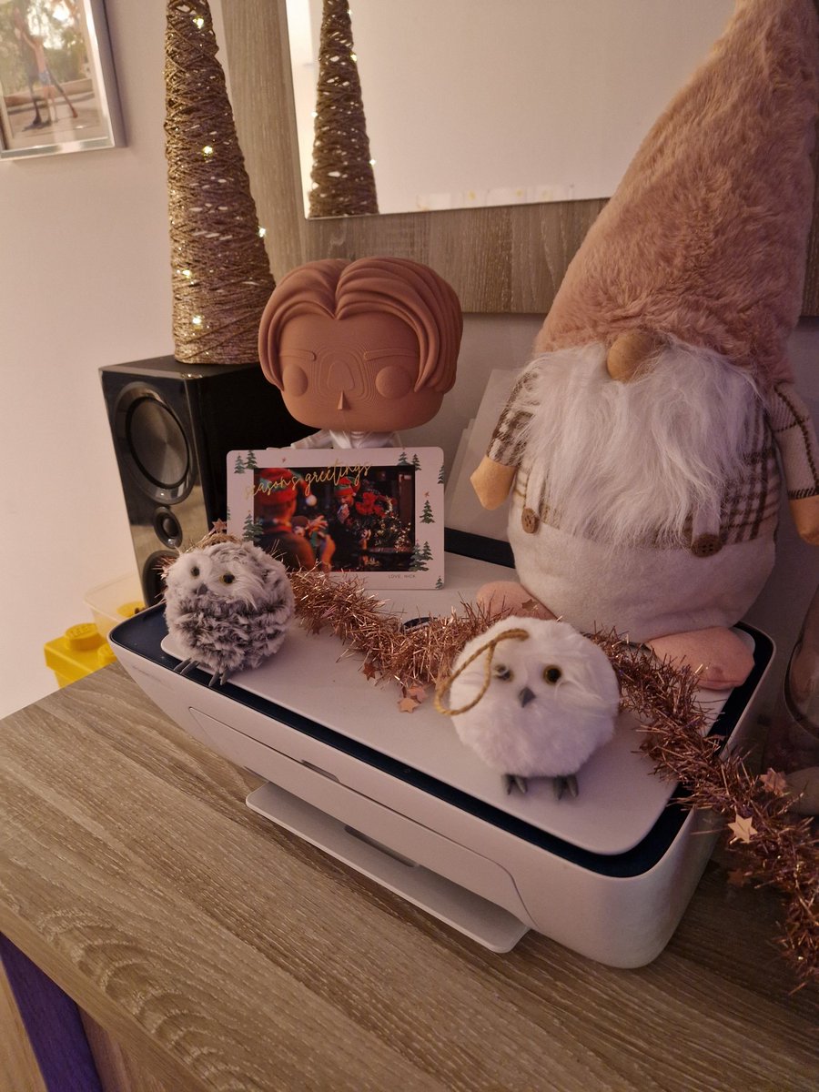 NathalieNCGirl's tweet photo. Started decorating for Xmas
Never started this early on but the fact its dark outside for most of the days and from 5pm like night made me start this early 
#Cosyness
#XmasIsComing
✨️🎄❤️ https://t.co/BRNXq8iWMf