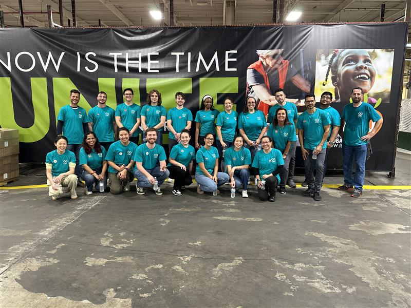 joincsc's tweet image. As the holidays approach, our Delaware and Livingston teams are giving back! They partnered with local food banks—packing 600 Thanksgiving boxes in NJ and sorting thousands of pounds of food in DE. Join a company that cares: bit.ly/4pYo9r8
 #CSCgivesback #Careers #Hiring