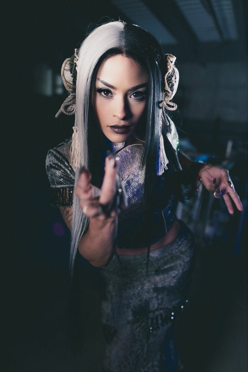 ZV (@ZelinaVegaWWE) on X
