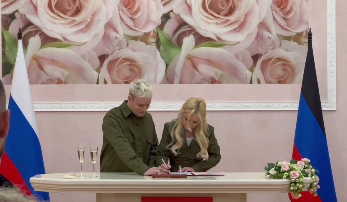 “Екатерина Мизулина и SHAMAN поженились. <a href="/GeorgShilin/">Georg Shilin⚪🔴⚪🇨🇿</a>  дорогой, дыши глубже. Может это ненадолго. Друзья рядом с тобой. Соболезную. 🫂🤧😂