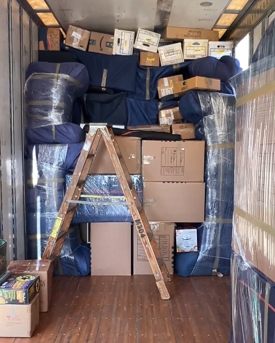 RuffnReadymovin's tweet image. Go ahead… rate this truck pack from 1 to 10. 😉📦

Every layer you see was planned, balanced, and secured by our crew.

That’s how we make every fall move efficient, organized, and built to arrive just right. 🍂

#FallVibes #MovingDay #ProfessionalMovers #Tetris #TemeculaMover