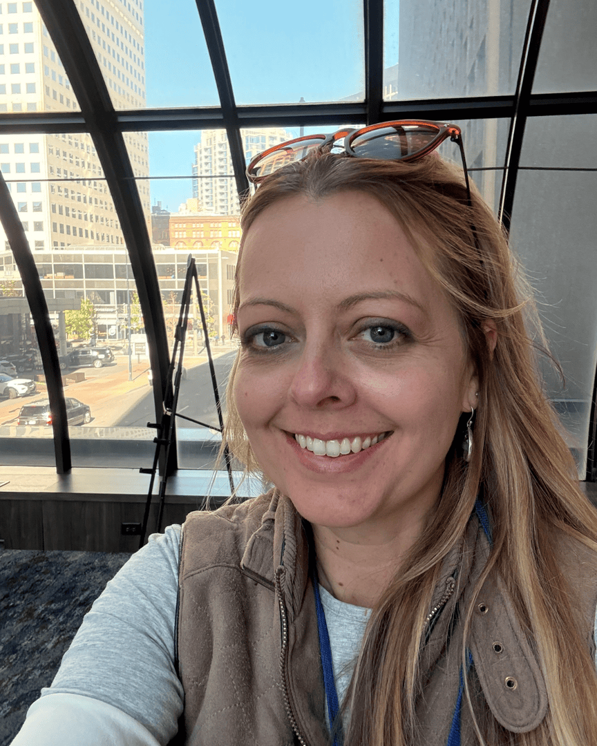 Natalie took the stage at #ConnectingColorado to share how nonprofits can use AI to strengthen their digital marketing and reach more people

Moments like this remind us why we do what we do — helping organizations grow through smarter, more intentional strategies.

#VolumeNine