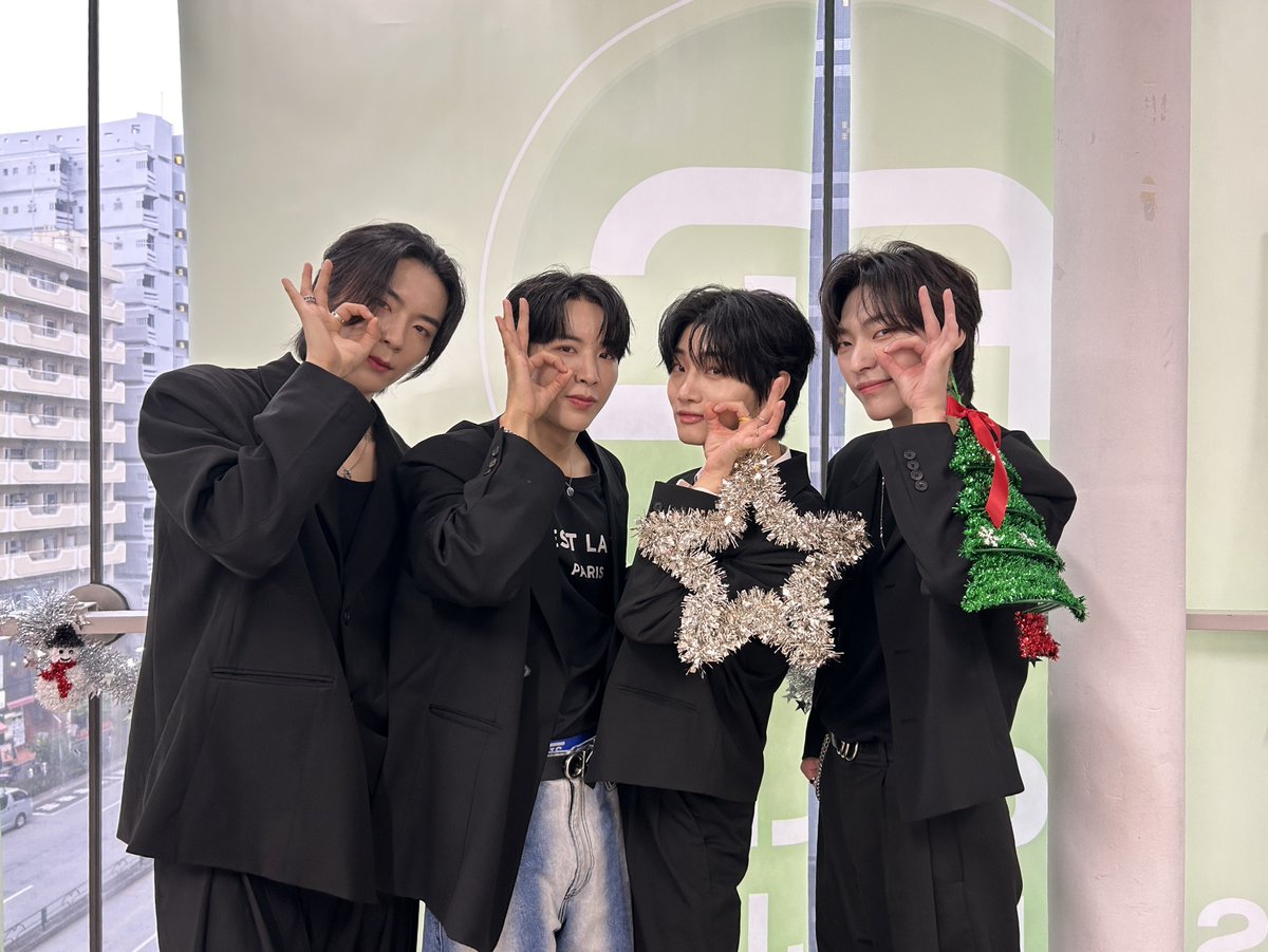 FCLIVE_ROOKIE's tweet photo. A.dus The brightest star
【本日のスケジュール🖤】
🗓️11/6(木) 1️⃣16:00 2️⃣20:00
🎫当日券あり🔰初回無料
会場受付まで!
#新宿📍#FCLIVE_SHINJUKU_HALL
#Adus のステージに注目❕
会場でお会いしましょう💓
チケットはこちら🔗 https://t.co/IAG6KoyYU4
#에더스 #KPOP https://t.co/ovs8h50jzW
