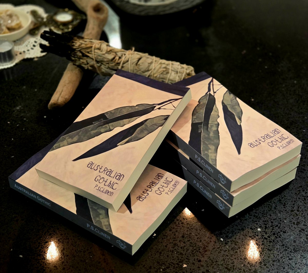PatrickClinen's tweet photo. Have you got your copy of Australian Gothic yet? Get yours today!

#WritingCommunity #selfpublishing #indieauthor #australian #gothic 

https://t.co/smgsOntFGx https://t.co/rYFFc3w8xH
