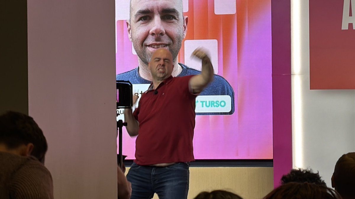 Michael_Ludden's tweet image. The Steve Ballmer of databases @glcst, seen @smalldatasf