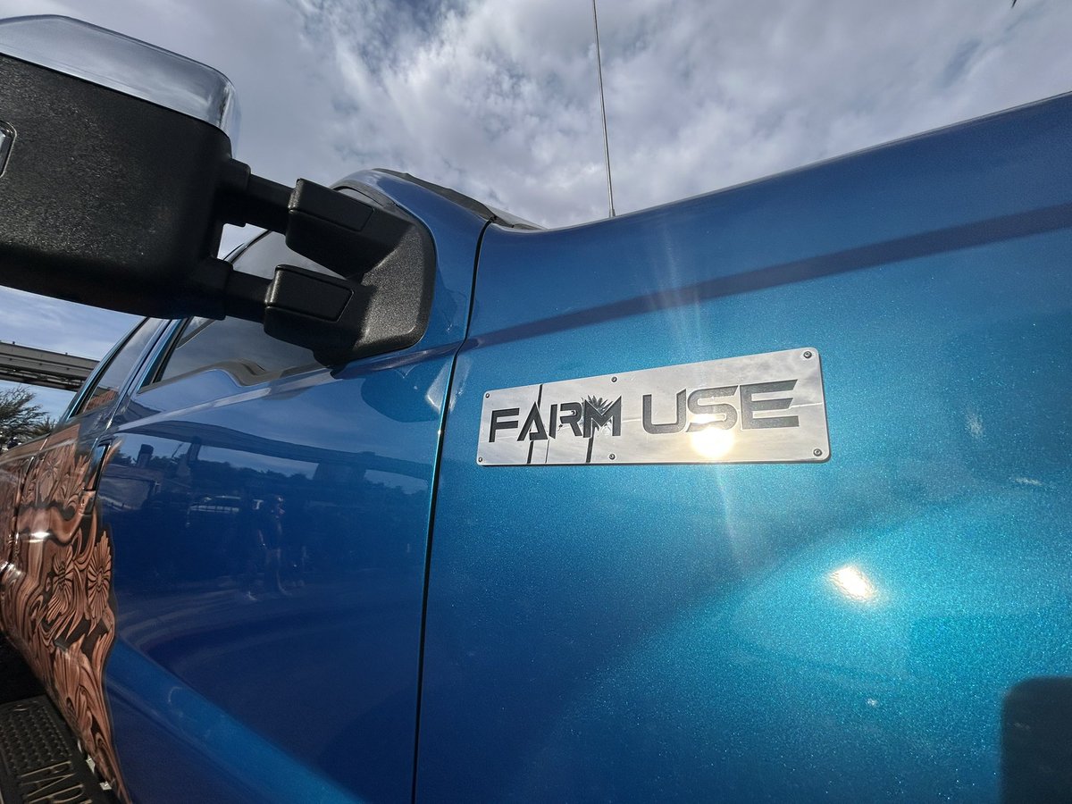CropProCory's tweet photo. Definitely #farmuse @SEMASHOW @phantom_naicam https://t.co/A5m34HiV2l