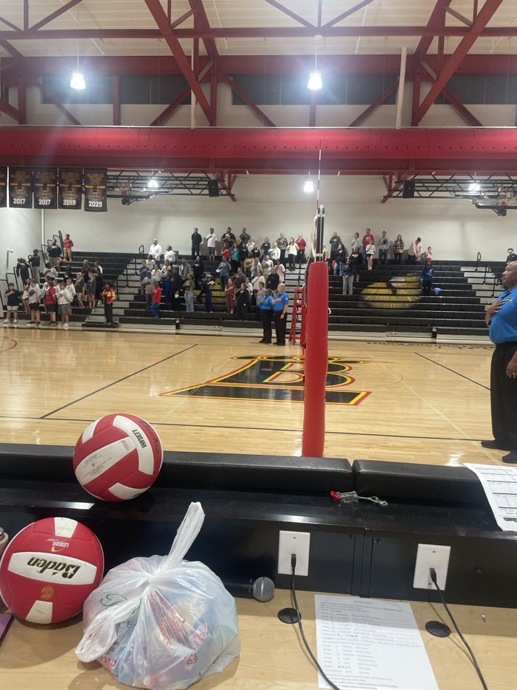 Not to late to get over to BHS, Playoff 🏐