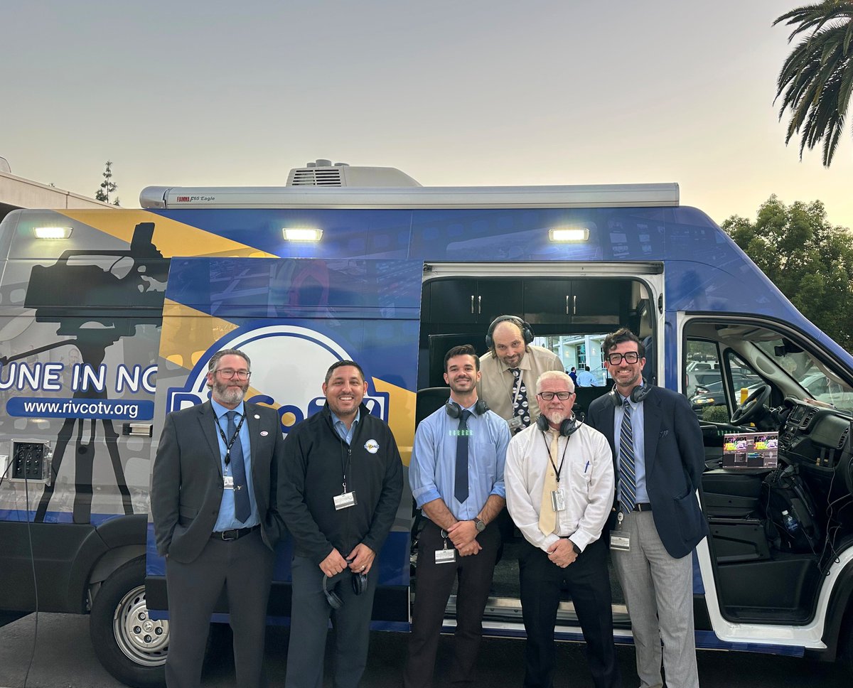 Quick group pic before kicking off #operationgreenlight