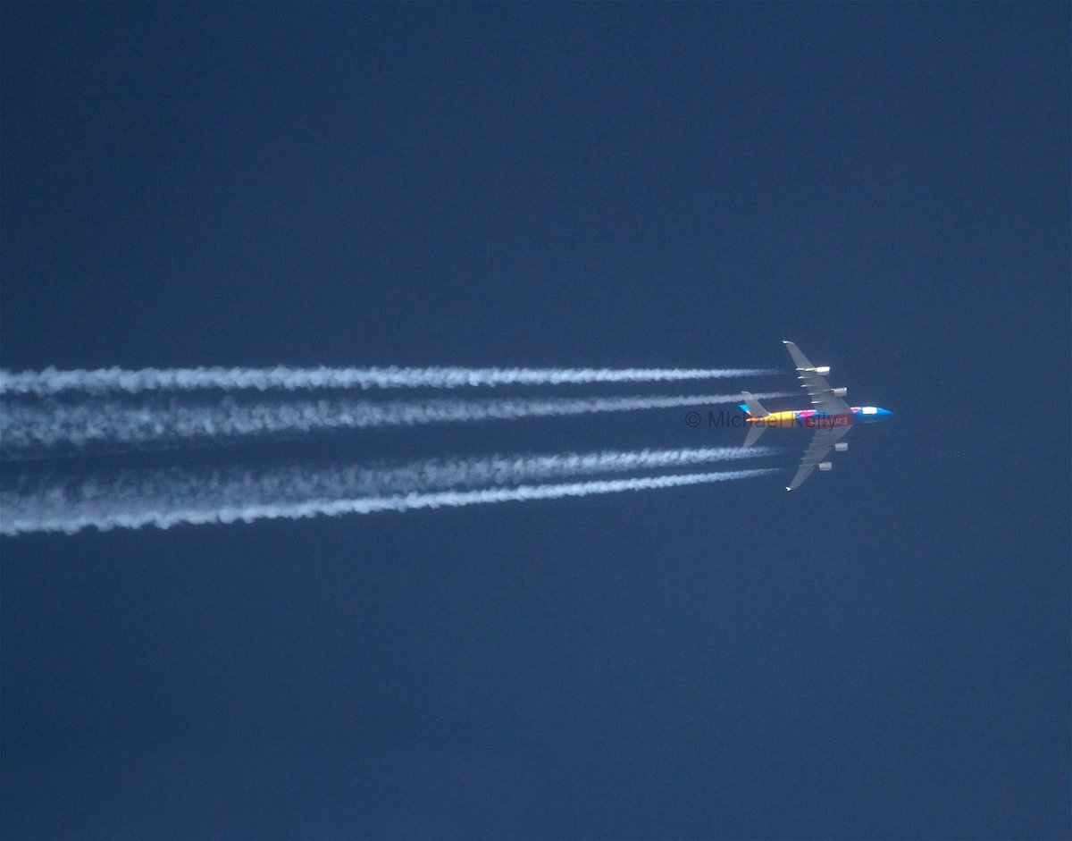 Michaelkelly707's tweet photo. No prizes for guessing who operates this aircraft .... yes, it's the @emirates Airbus A380 painted to promote #DestinationDubai
It is seen here overflying Frankfurt , Germany on Nov 4 at 39,000 feet and 596MPH while enroute from London Heathrow to Dubai as #Emirates flight #EK2 https://t.co/G9NuXUSOAO