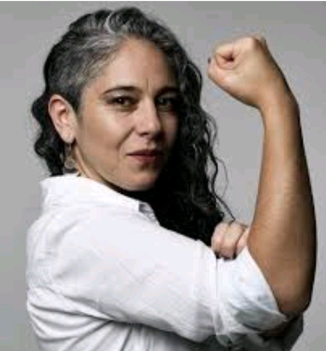 EntuertoP_25's tweet image. La senadora, María José Pizarro, será jefe de debate de la campaña del aspirante a la presidencia de la República, Iván Cepeda Castro, por el partido Pacto Histórico. Aspiraba ser cabeza de lista al senado pero perdió el pulso con la exministra de Salud, Carolina Corcho.