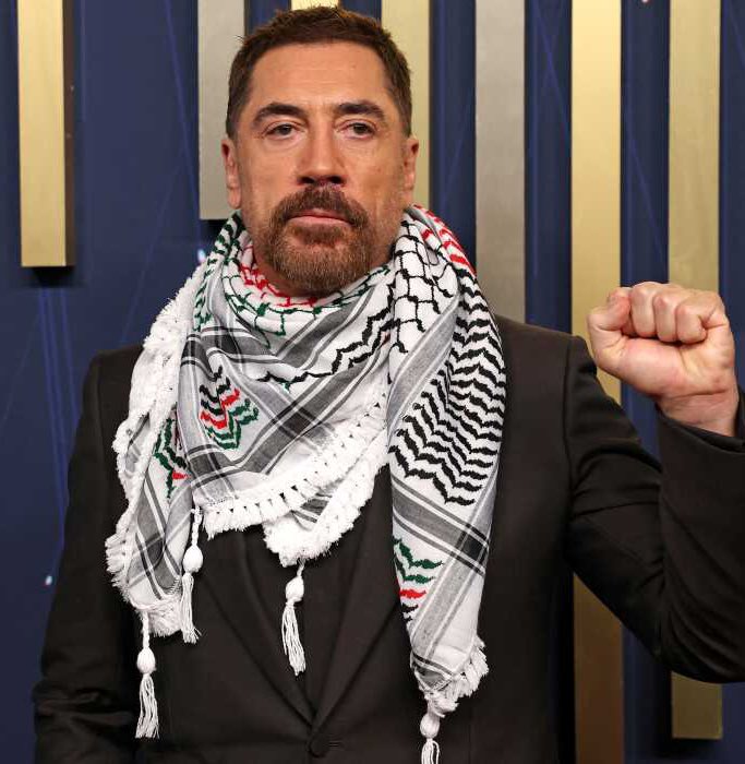 Голливудские актёры могут быть внесены в чёрный список за «антисемитизм» в связи с новым руководством Paramount по борьбе с антисемитизмом.

Сообщается, что Paramount ведёт список актёров, с которыми не будет работать, поскольку они считаются «откровенно антисемитскими».
Это