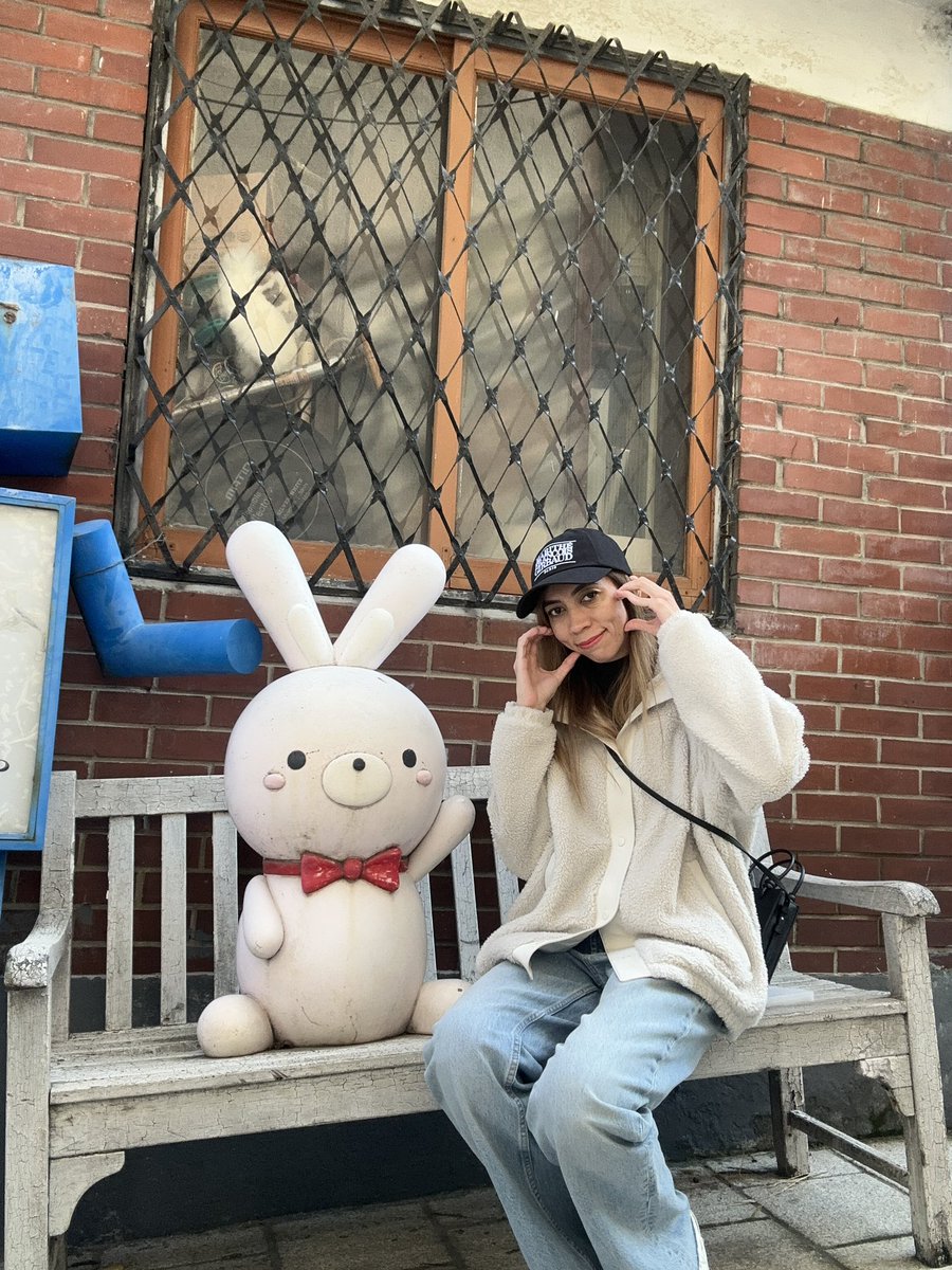 AleS_0407's tweet image. I found a bunny but someWON was missing 

#ELFSelcaDay
#슈퍼주니어_더라스트맨_스탠딩
#SUPERJUNIOR_20th_Anniversary
@siwonchoi #Siwon #최시원 #시원 
#슈퍼주니어 #superjunior