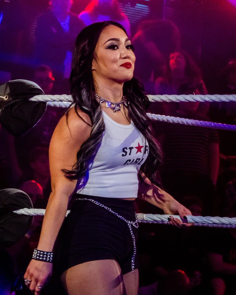 Happy Birthday to one of the brightest talents in the entirety of professional wrestling Roxanne Perez, who turns 24 today 🎉