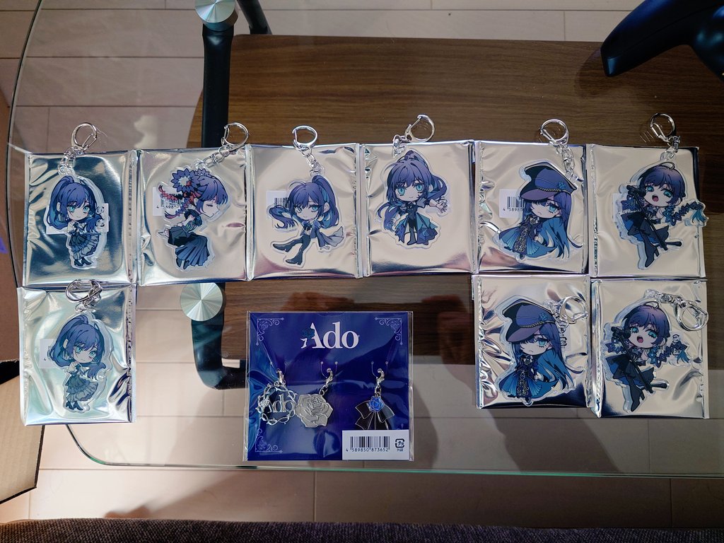 Ado よだか　アクリルキーホルダー　シークレット　ランダム　東京ドーム Ado よだか アクリルキーホルダー シークレット ランダム 東京ドーム