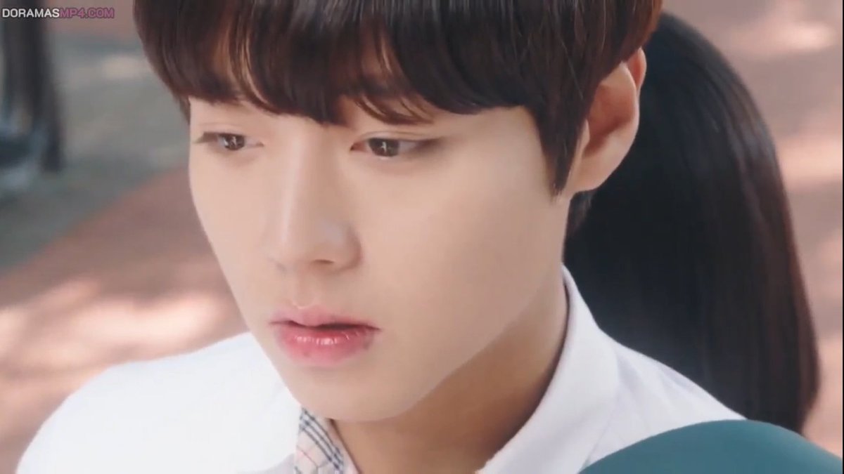 iiforjihoon's tweet image. Esta escena es PRECIOSÍSIMA!😭 No me lo podía creer cuando vi a Ja rim abrazar a Joo young por su cuenta! Qué momento tan dulce y genuino aaaaaa tan bellos 🤍

#LoveRevolution #LoveRevolutionEp29