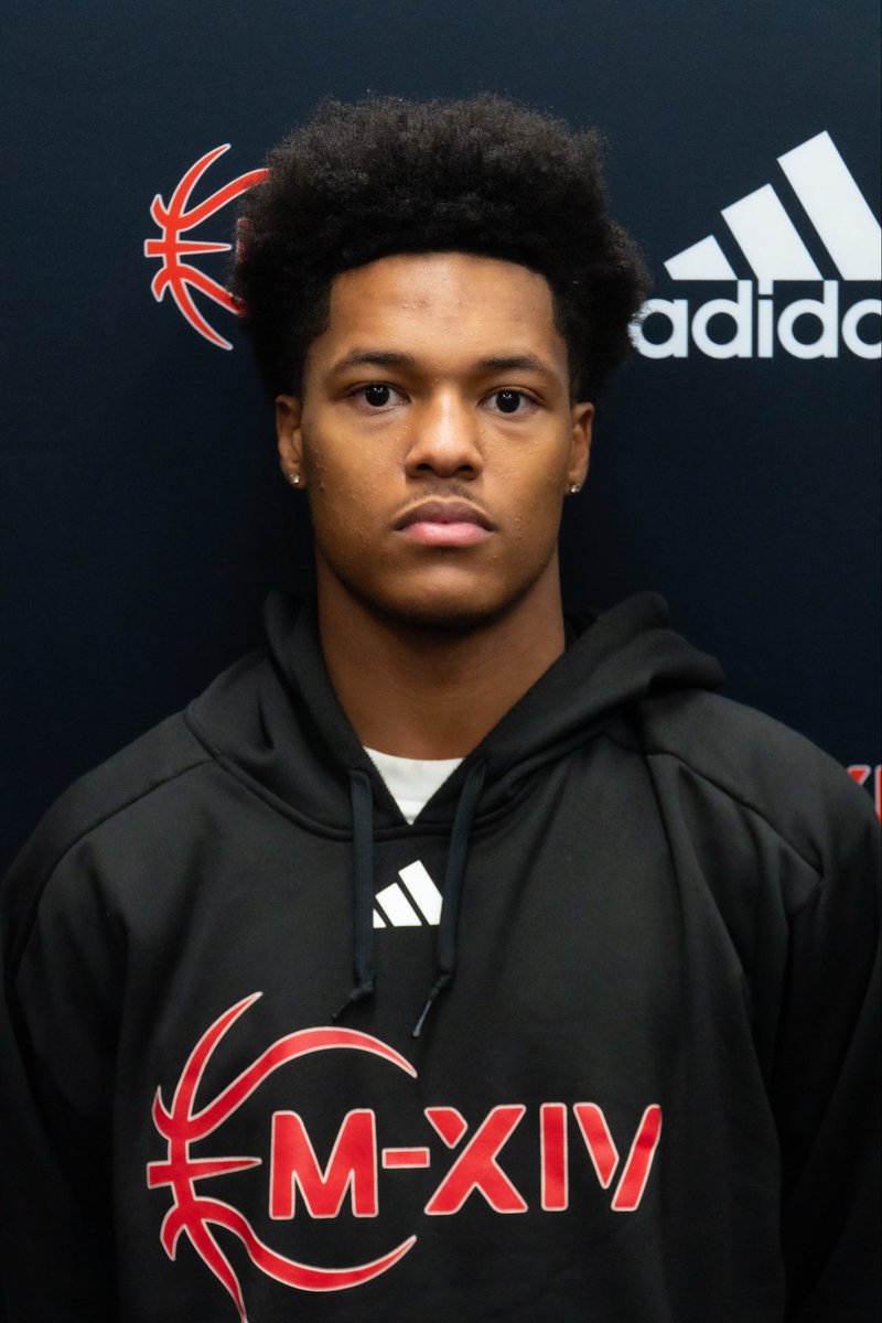 M14Hoops_Boys's tweet photo. ✅ Team M-XIV 17U Gold would like to welcome class of 2027 5’9 Jalen Burge @JalenBurgess3  to the squad !! 📸 Jalen is a lightning quick combo guard who is going to have a big year for Proviso East. 🔥 He can play either guard spot and he can get down hill all the time!! Colleges are taking notice of his athleticism and his tough as nails attitude. #Repthe14
@RL_HoopsIL 
@ILHoopProspects 
@chilandprephoop 
@scottybscout 
@ILLHoopsScoops