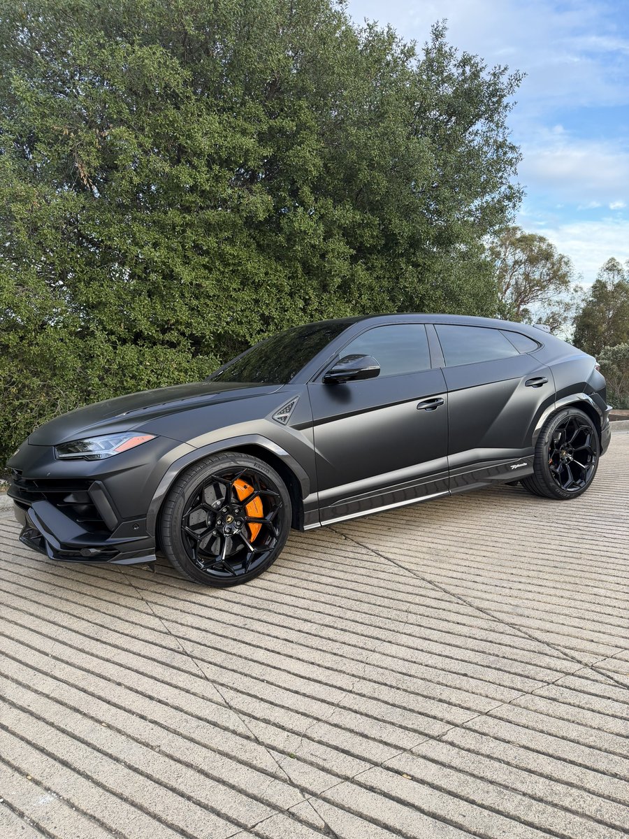 BrenzGarage tweet media