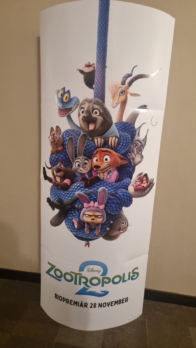 Shads_fluff's tweet image. I wanna steal it....