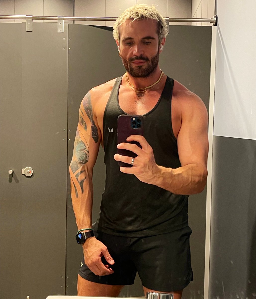 BasqueSurfer_'s tweet image. Baby, If you’re down, I’ll lift you up!