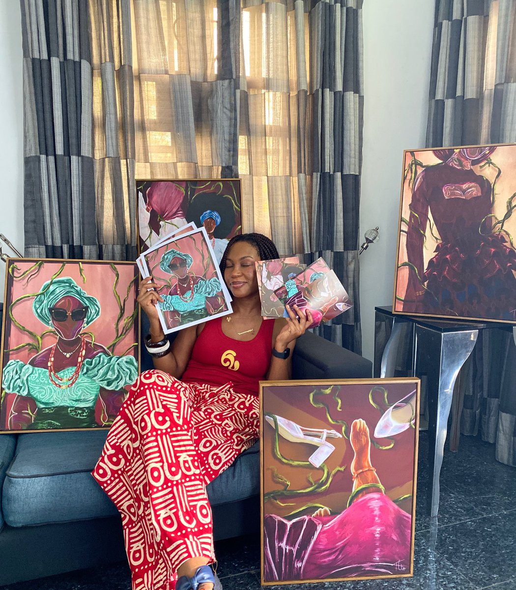 I promised myself that I would take more pictures with my art 💁🏾‍♀️🖼️

Series: Party Girl (2023)

1/4 sold