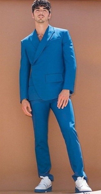 eimajunknown tweet media