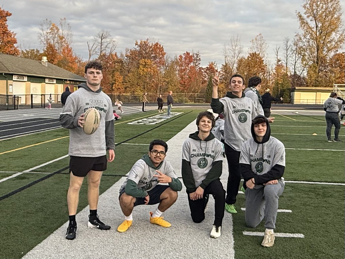 MedinaRugby's tweet photo. 📸2025 Medina Youth Rugby Camp📸

Shout out to our HS players for helping run the Youth Rugby Camp this past Sunday!

@medinaathletics @MedinaBoosters @MCScomm1 @usayhsrugby https://t.co/YW01DoNgTn