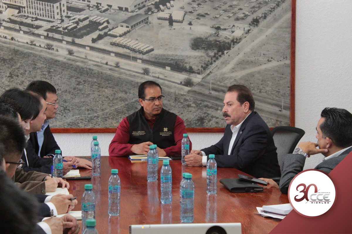 El Ing. Alejandro Sánchez, presidente del CCEH, sostuvo una reunión estratégica con empresarios de Zhuzhou Locomotive. El encuentro tuvo como objetivo analizar aspectos clave para el desarrollo del proyecto ferroviario que conectará a Pachuca con el AIFA.