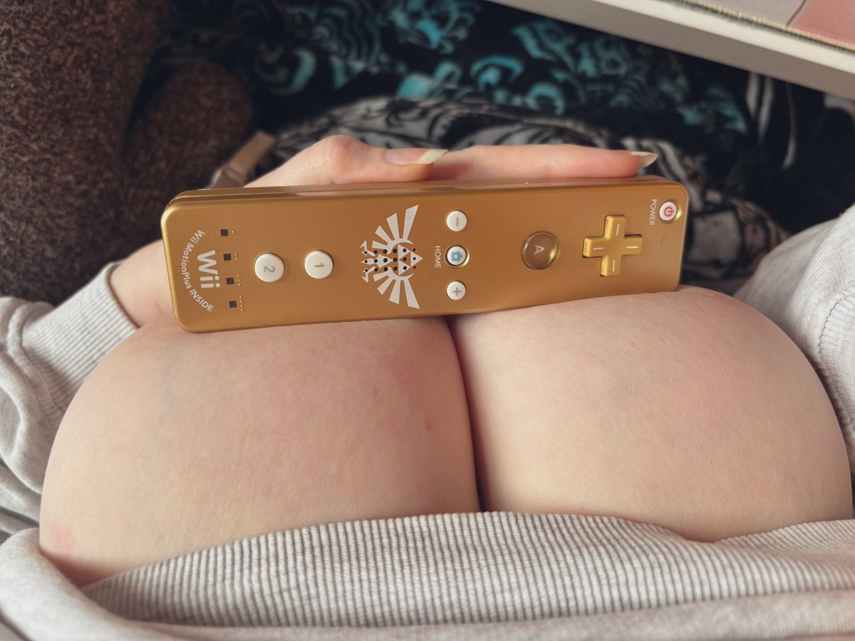 Hart 🦊👾 tweet media