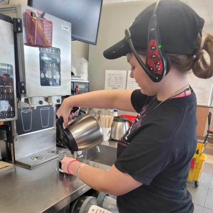 It’s Take Your Kids to Work Day! Our future leaders are getting a behind-the-scenes look at what it takes to keep things cooking. 🍔