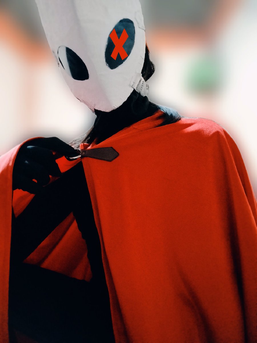 ElCompaBizarre's tweet image. Ni se nota que no puedo dejar de comer pan 

(Sé que se nota, pero no lo digan, sino chillo ;_;)

#Silksong #Hornet #Cosplay