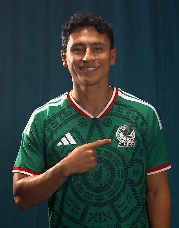Ramón Juárez con el nuevo jersey de México, espero que pueda cumplir su sueño de jugar el Mundial 2026🇲🇽❤️🦅