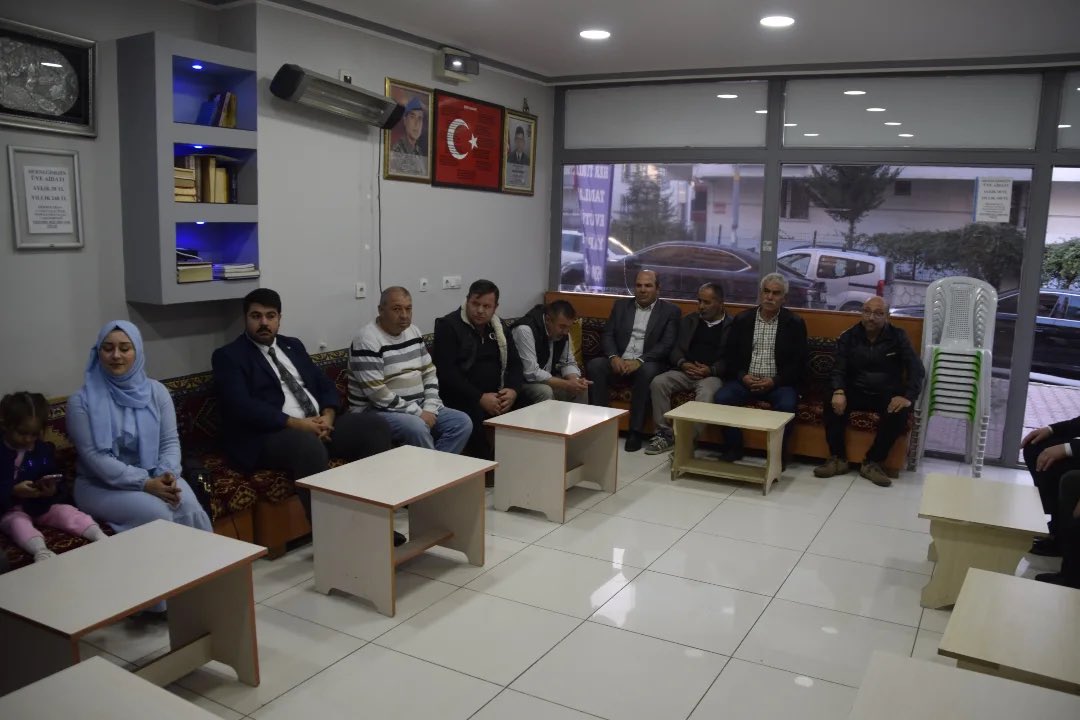 📌 “Hayırlı Günler Komşum, Derdiniz Derdimizdir”
📍Mamak/Ankara

Liderimiz Sayın Devlet Bahçeli Beyefendi’nin emir ve talimatları, Teşkilat Başkanlığımızın koordinasyonunda gerçekleştirilen;  “#HayırlıGünlerKomşum”, “#DerdinizDerdimizdir” Ziyaretleri kapsamında;  (<a href="/MhpAnkara06/">MHP Ankara İl Başkanlığı</a>)