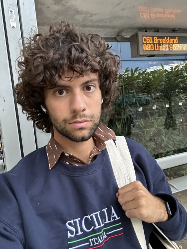 samfz7's tweet image. I like to keep things simple