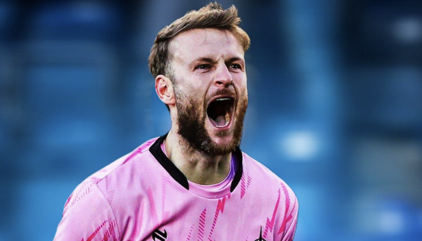 A Scottish football grab-bag

<a href="/craigfowler86/">Craig Fowler ✊🏻✊🏽✊🏿</a> and <a href="/ThomAlexWatt/">Thom Watt</a> discuss the recent Scotland squad and whether Scott Bain will be No.1, the new Scotland strip, Kilmarnock asking Hearts for an emergency loan and Celtic's interest in David Watson.

Sub: patreon.com/posts/14292215…