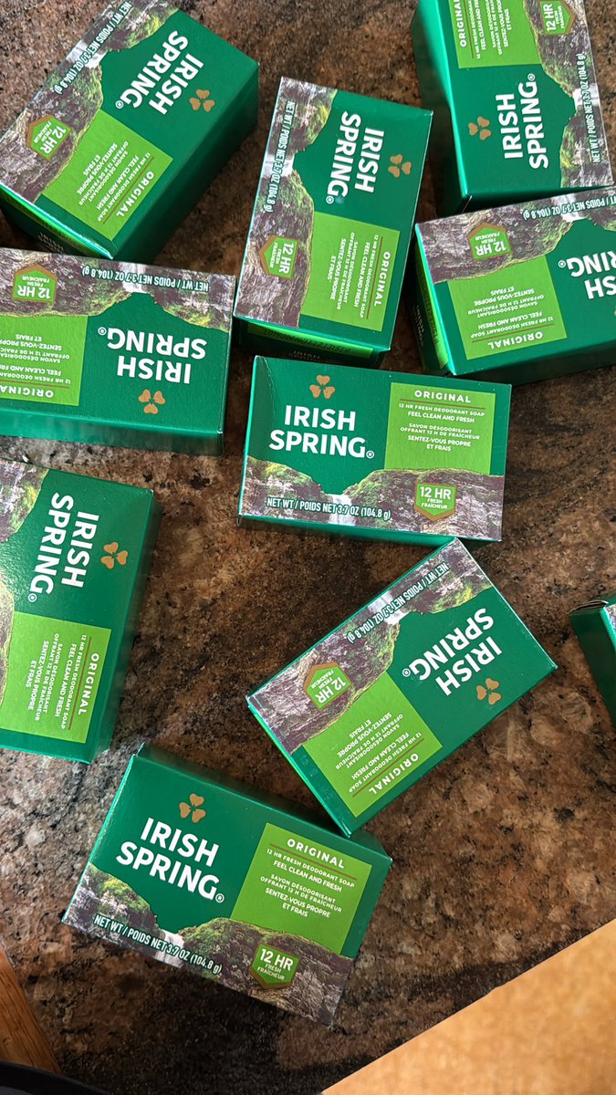 Defenseless_Me's tweet image. I can smell it now