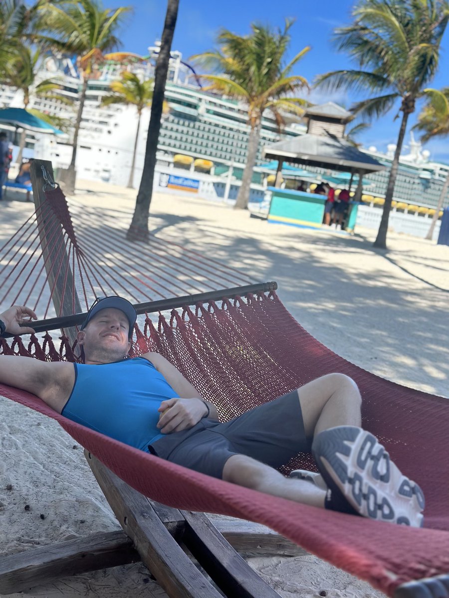 <a href="/GregInORL/">Greg • The Orlando Ultra Runner</a> Just dreaming of island life with mozzarella sticks and funnel cakes and fresh tortillas