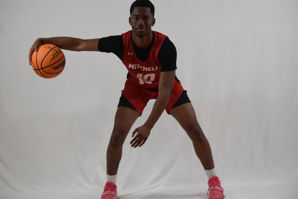 Collin Jefferson (CGJ) tweet media