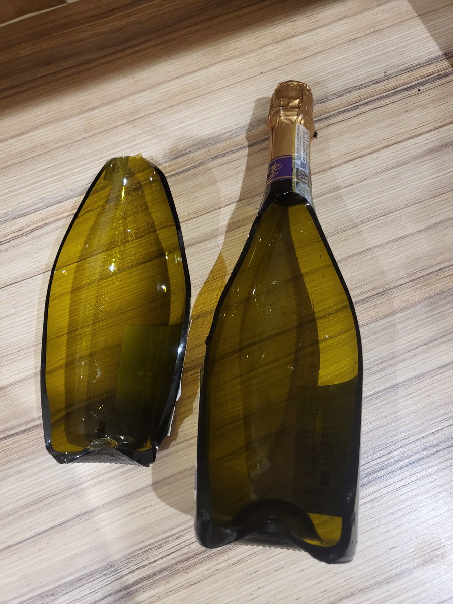 roddersrambles's tweet photo. @sainsburys had you had any issues with exploding Prosecco bottles lately? We have. Sounded like a firework through the window, sheared clean apart https://t.co/EEeKhC1PTa